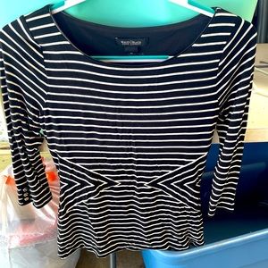 White House Black Market 3 quarter sleeve shirt